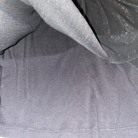 Mossimo Supply Co. AND NY & Co Black Top Bundle - Picture 4 of 6